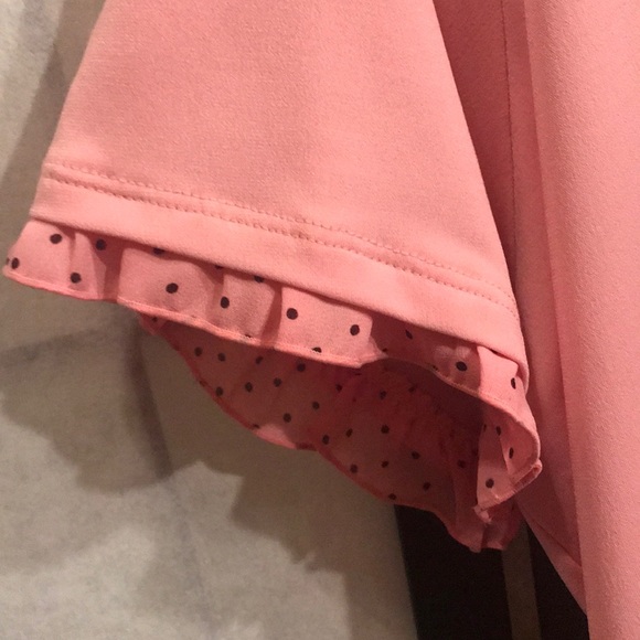 Kim Rogers Signature pink/ black polka dot blouse - Picture 3 of 5
